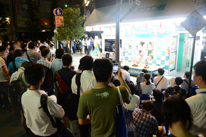▲店頭ではトークイベントも。
